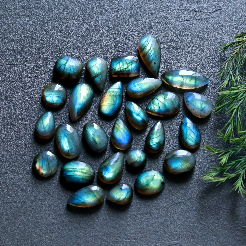 26 Pcs 121 Cts  Natural Labradorite Cabochon Loose Gemstone Jewelry Wire Wrapped Pendant Semi-Precious Healing Crystal Lots   18x6-8x8mm #12148