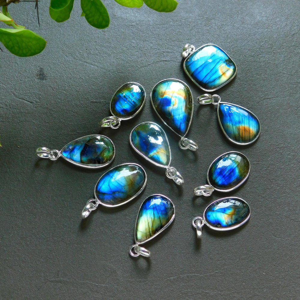 10 Pcs 151 Cts Natural Labradorite Silver Plated Pendant Semi-Precious Healing Crystal Jewelry Lots 13x33-14x23mm #12433