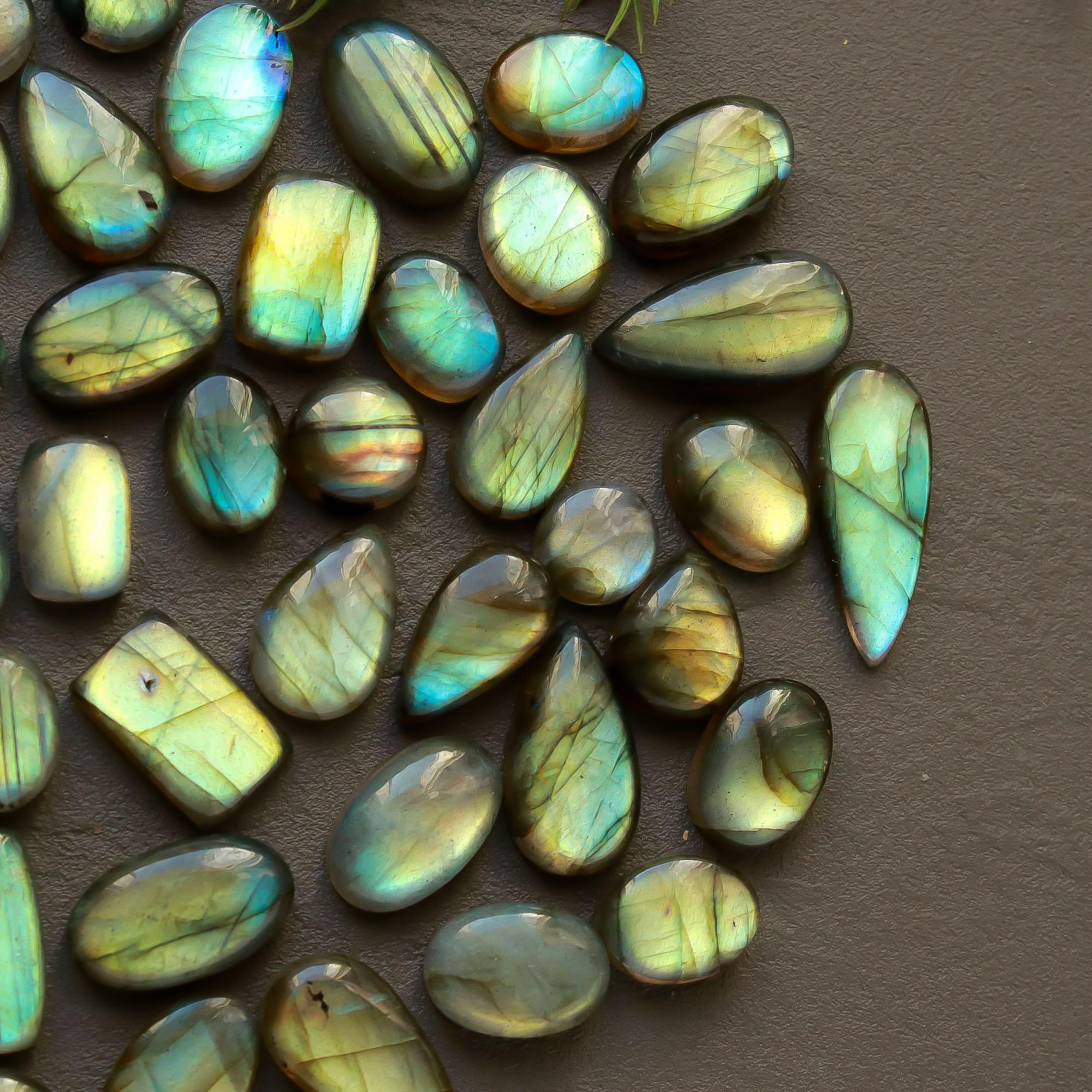 52 Pcs 240 Cts  Natural Labradorite Cabochon Loose Gemstone Jewelry Semi-Precious Healing Crystal Lots 7x7-25x8mm 13317