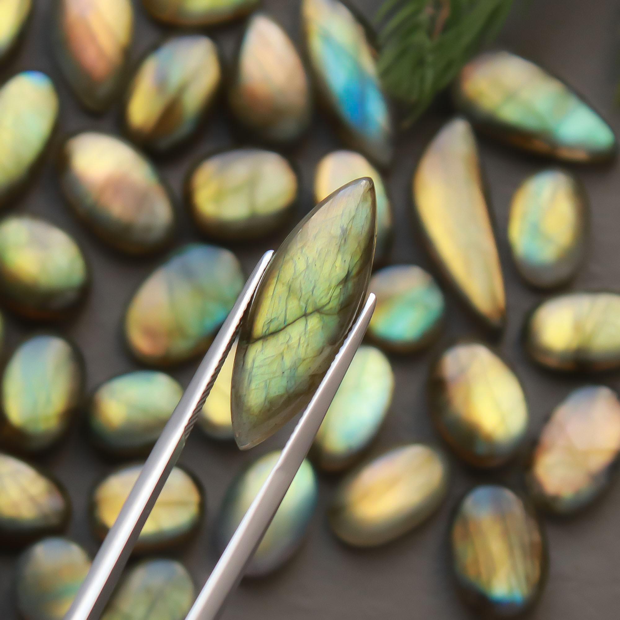 39 Pcs 191 Cts  Natural Labradorite Cabochon Loose Gemstone Jewelry Semi-Precious Healing Crystal Lots 10x7-28x8mm 13318