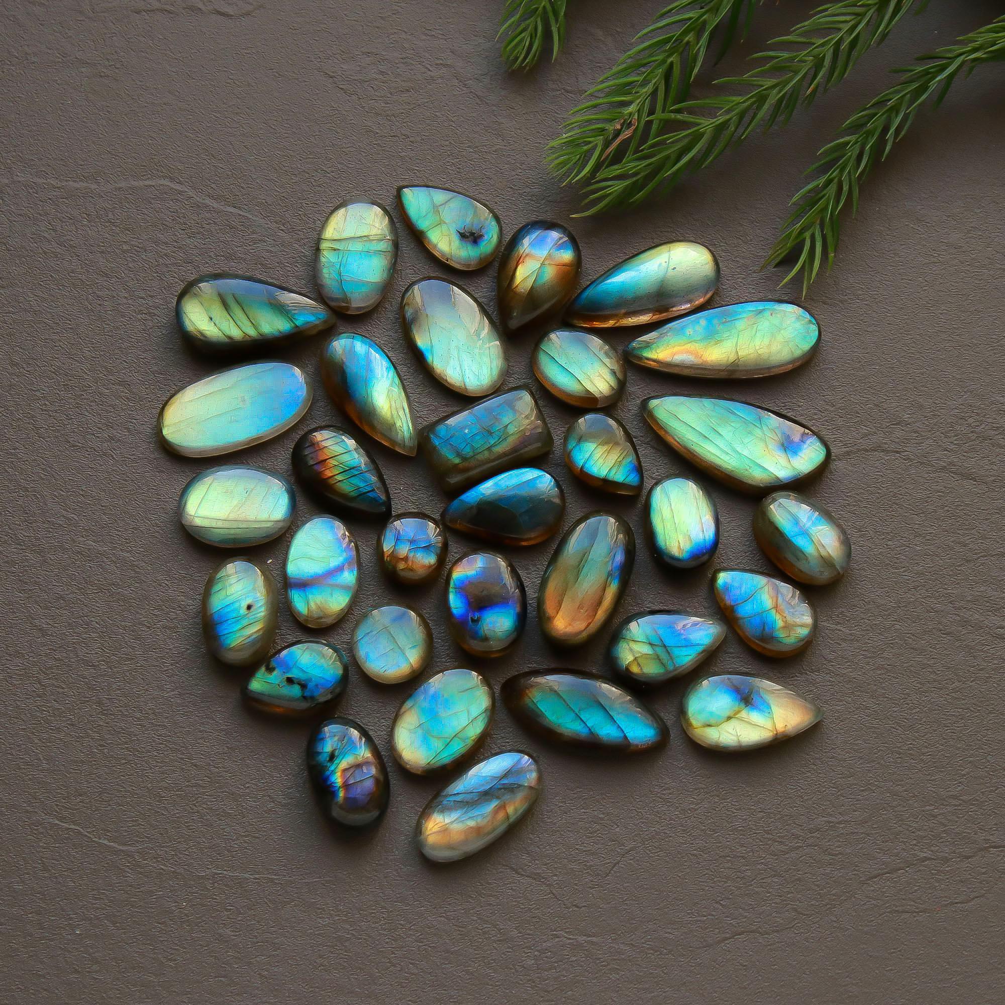 32 Pcs 148 Cts  Natural Labradorite Cabochon Loose Gemstone Jewelry Semi-Precious Healing Crystal Lots 7x7-22x8mm 13319