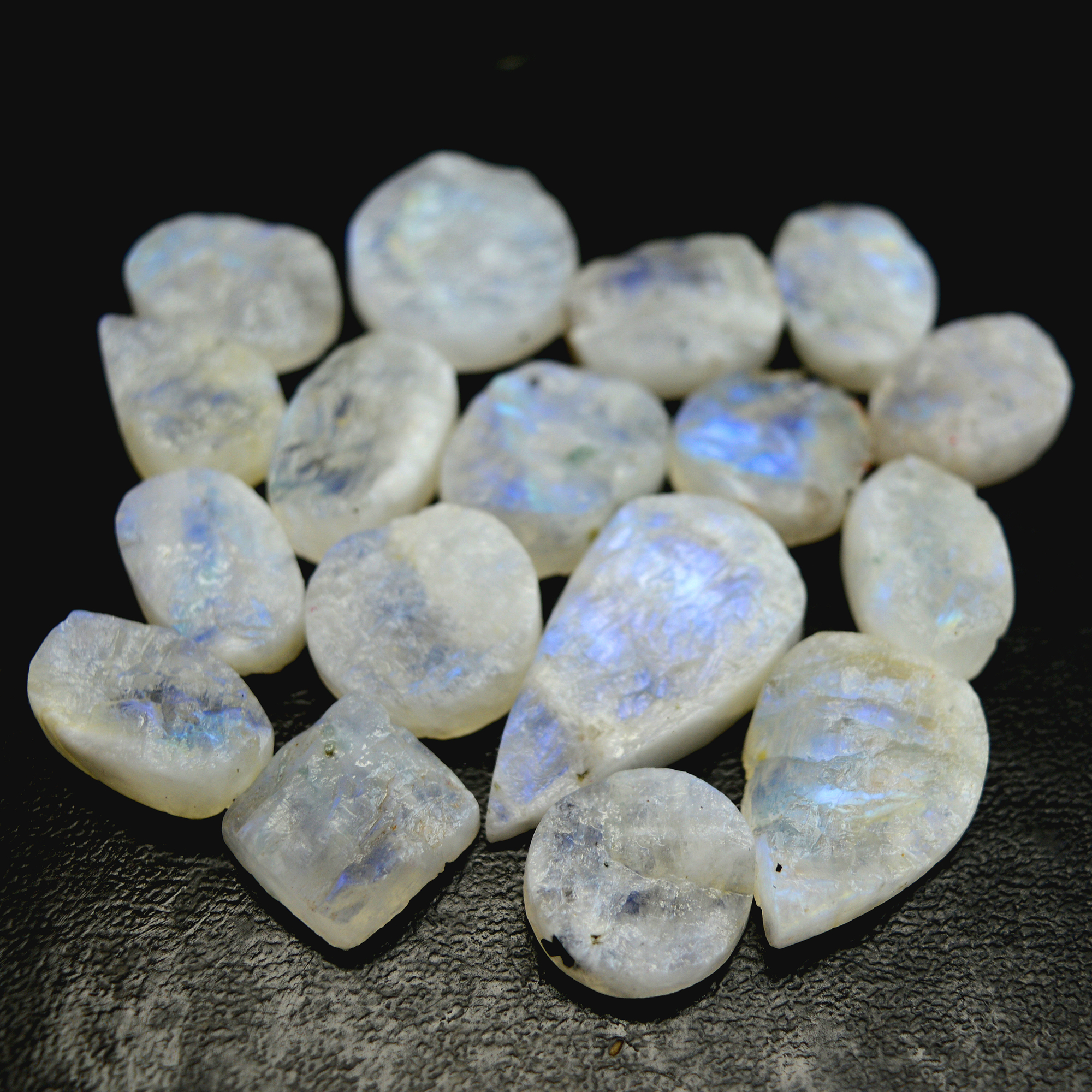 17Pcs 340 Cts Natural Rainbow Moonstone Druzy  Rough Loose Gemstone Lot Size 34x18-20x1313402