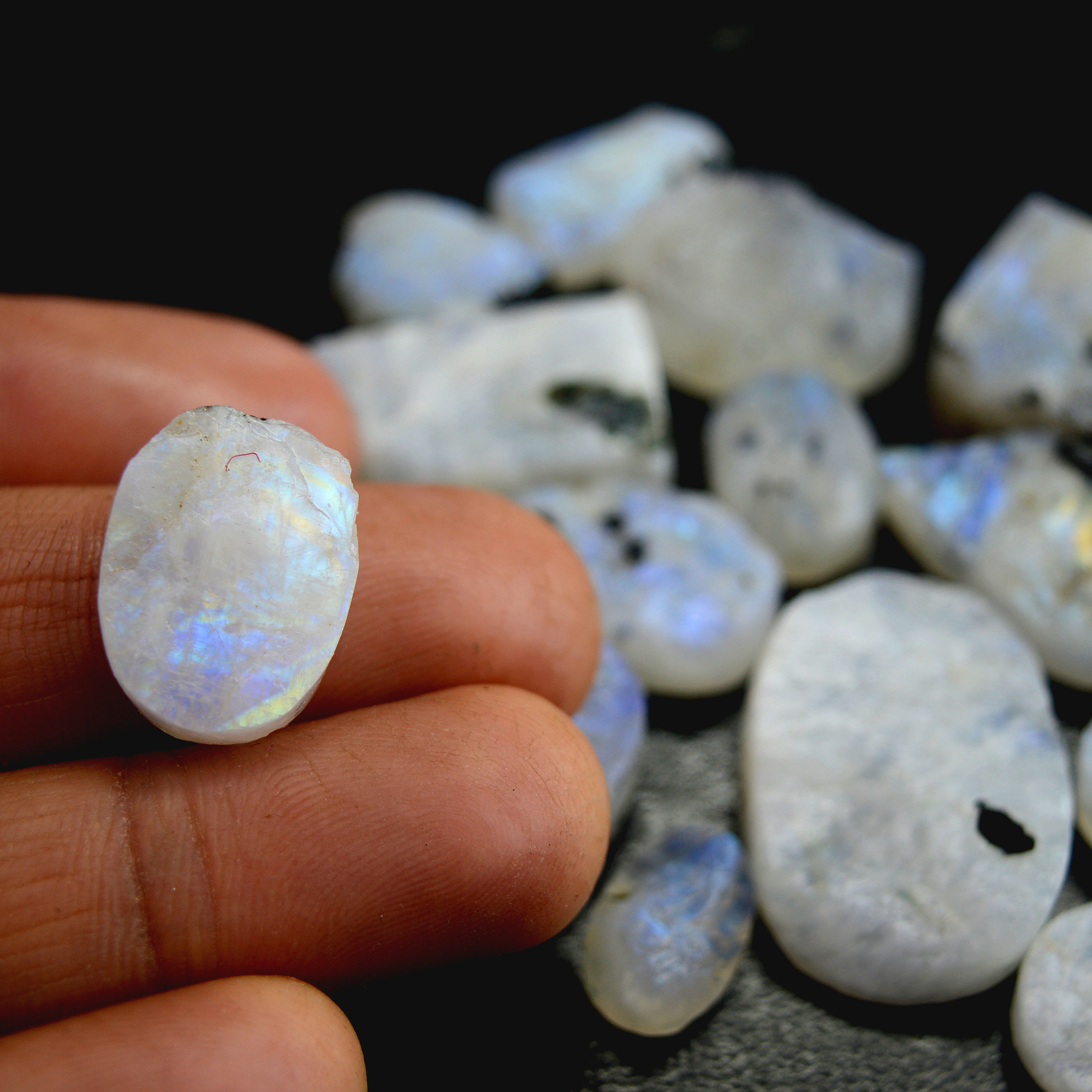 17Pcs 294 Cts Natural Rainbow Moonstone Druzy  Rough Loose Gemstone Lot Size 28x20-13x913408