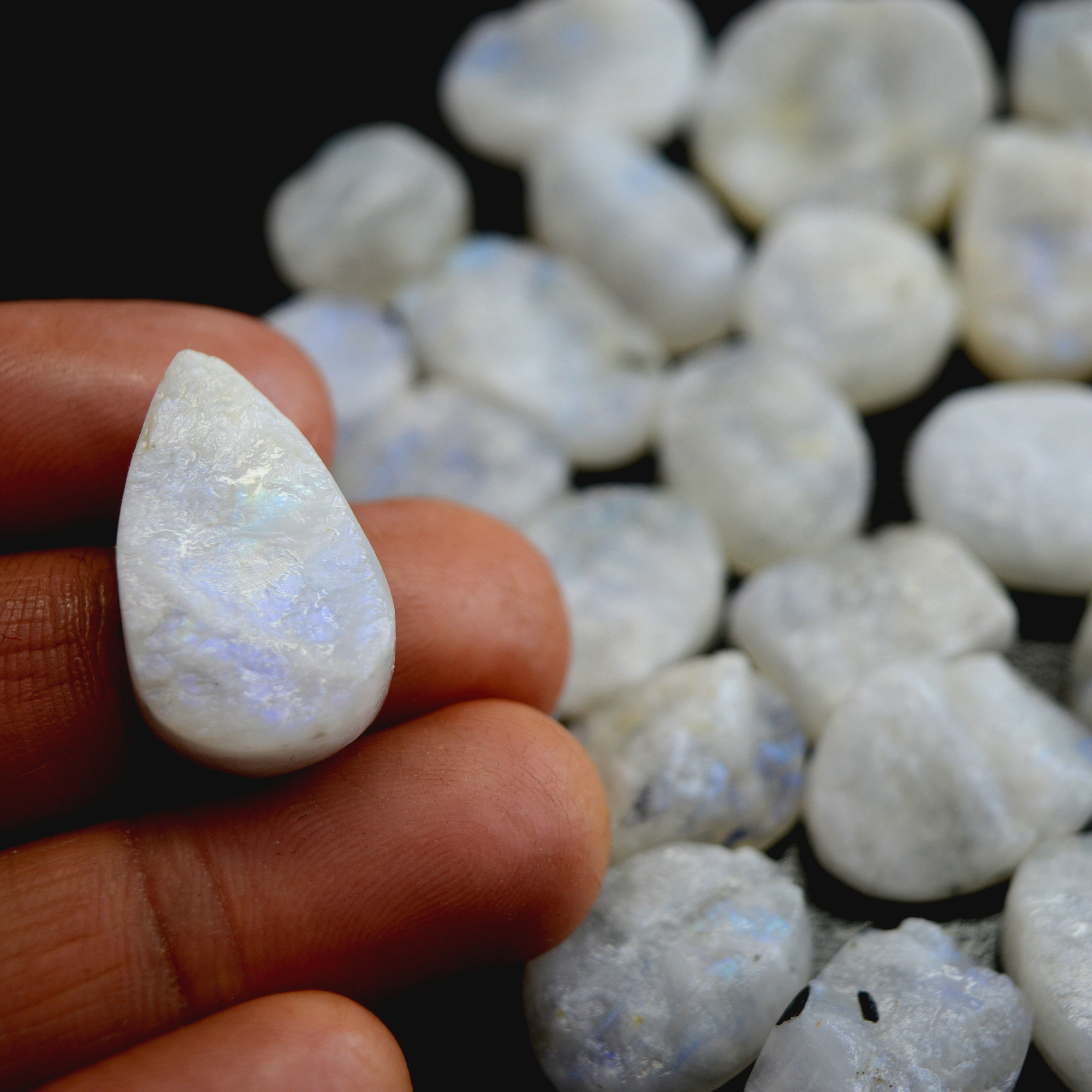 19Pcs 474 Cts Natural Rainbow Moonstone Druzy Rough Loose Gemstone Lot Size 22x22-16x1213412