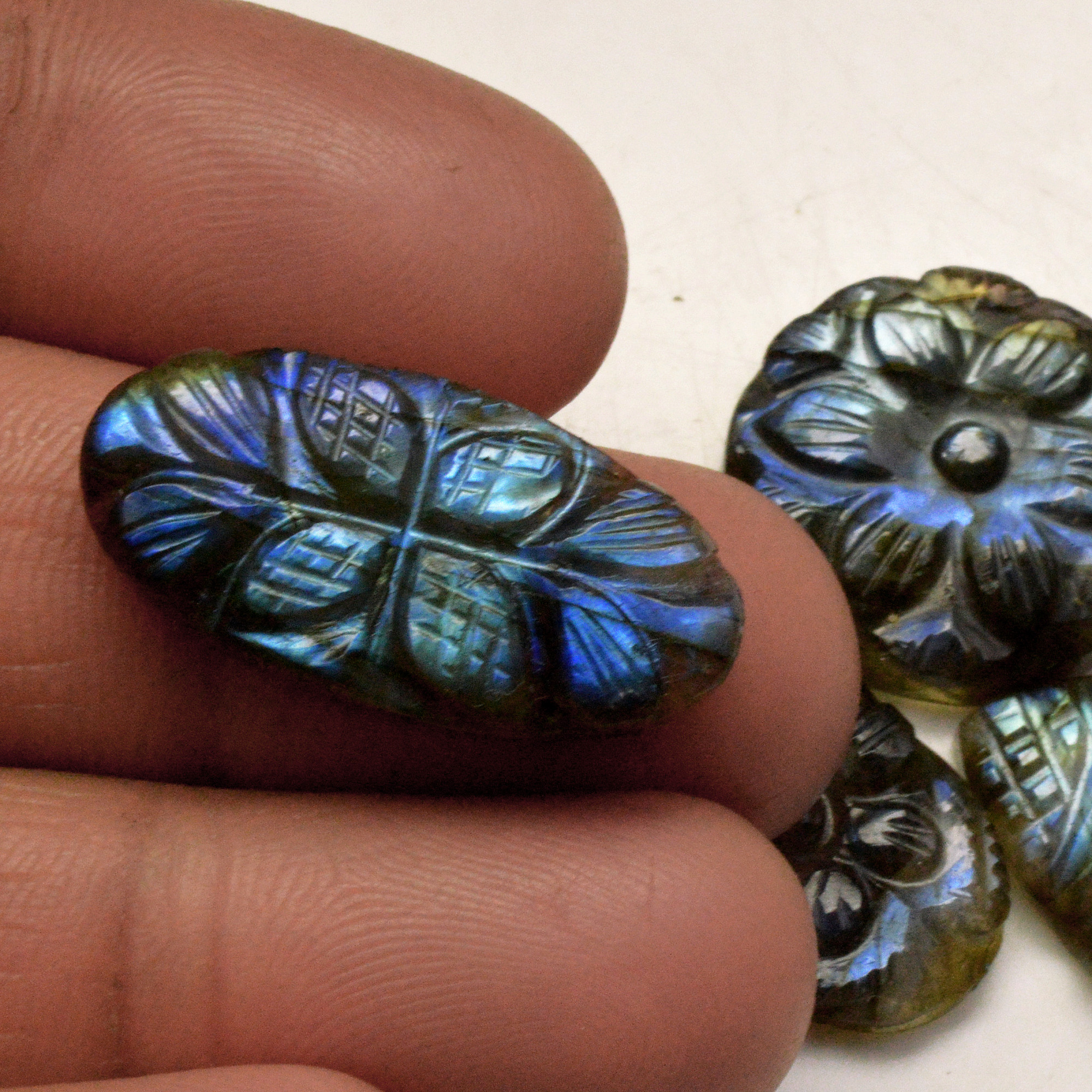 5 Pcs 70 Cts Natural Labradorite Carved Cabochon Blue Flashy Labradorite Carving Gemstone Mix Shape Loose Gemstone Flat Back Labradorite 26x12 12x12mm 13611