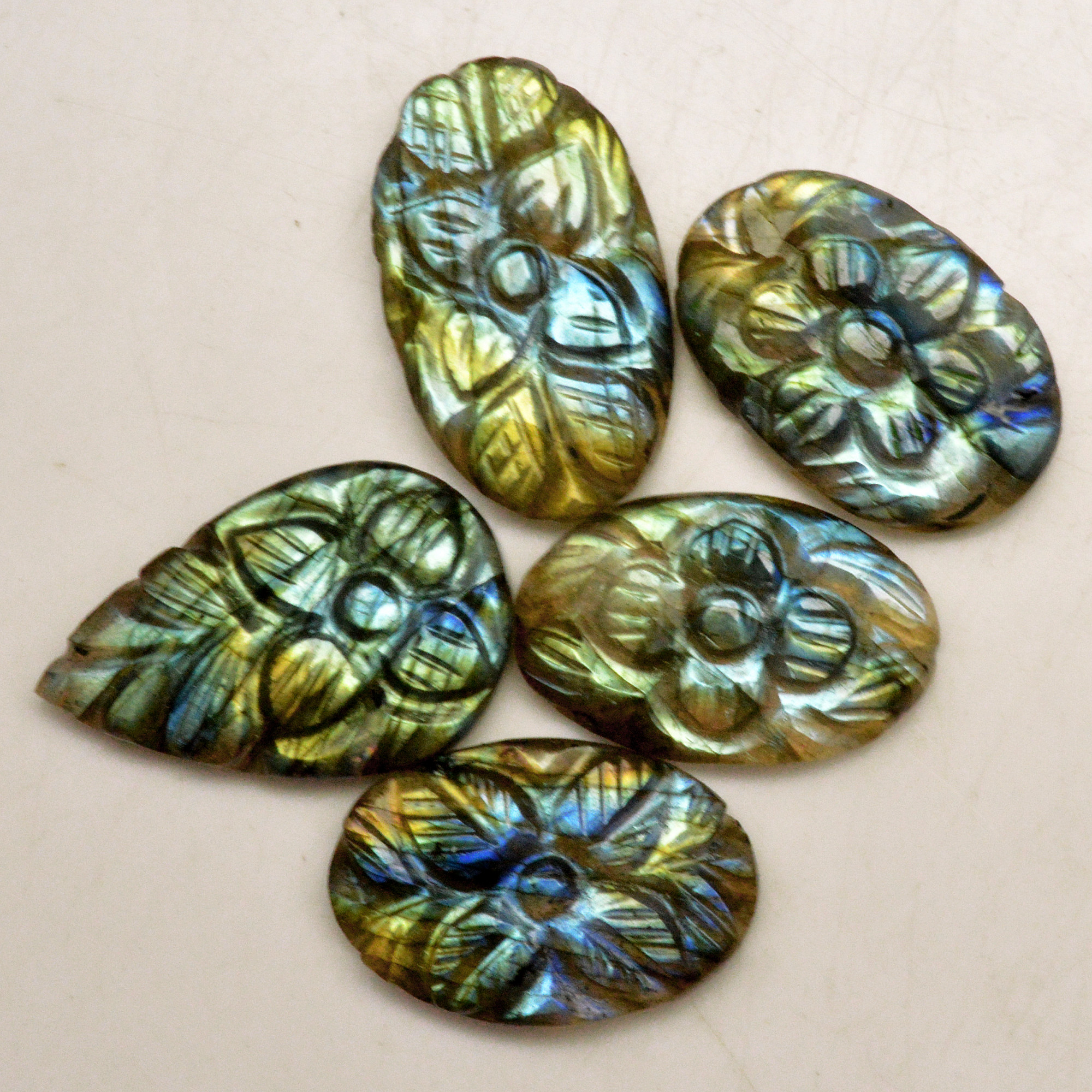 5 Pcs 60 Cts Natural Labradorite Carved Cabochon Blue Flashy Labradorite Carving Gemstone Mix Shape Loose Gemstone Flat Back Labradorite 22x13 20x12mm 13625