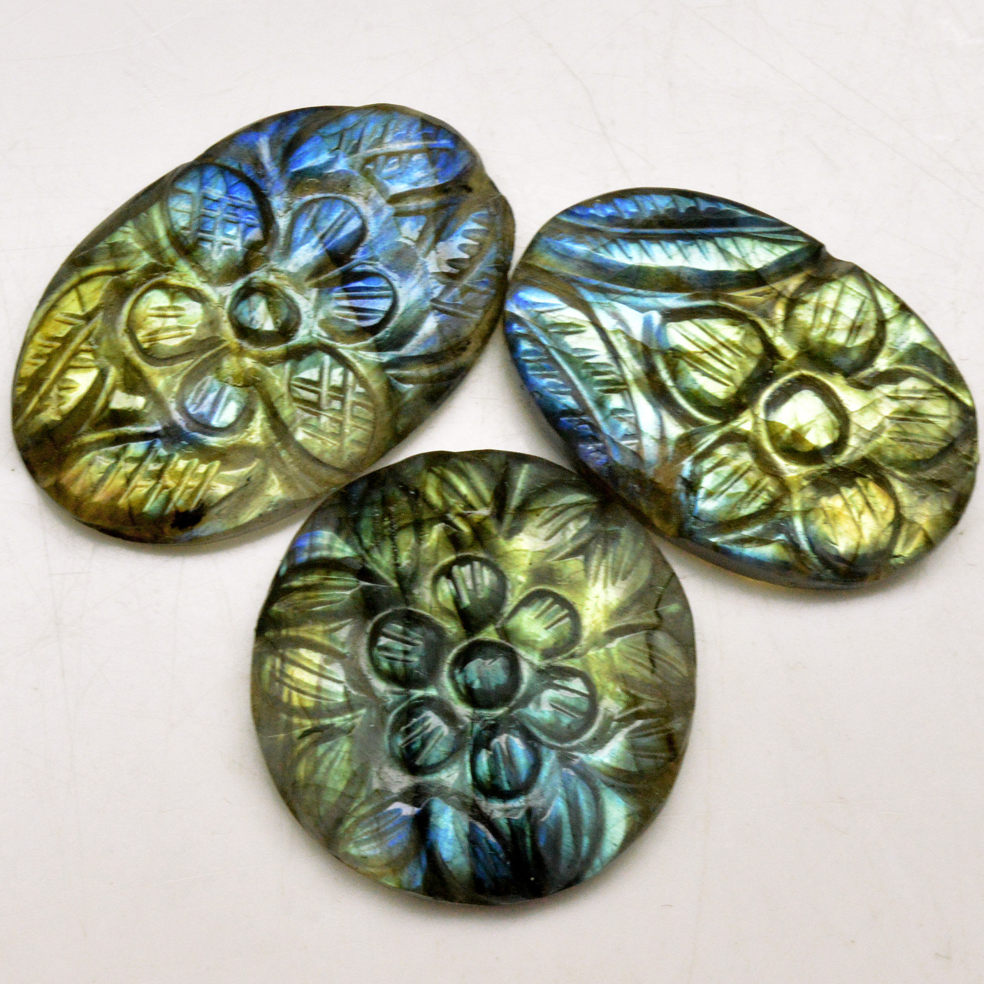 3 Pcs 71 Cts Natural Labradorite Carved Cabochon Blue Flashy Labradorite Carving Gemstone Mix Shape Loose Gemstone Flat Back Labradorite 30x20 24x24mm 13633