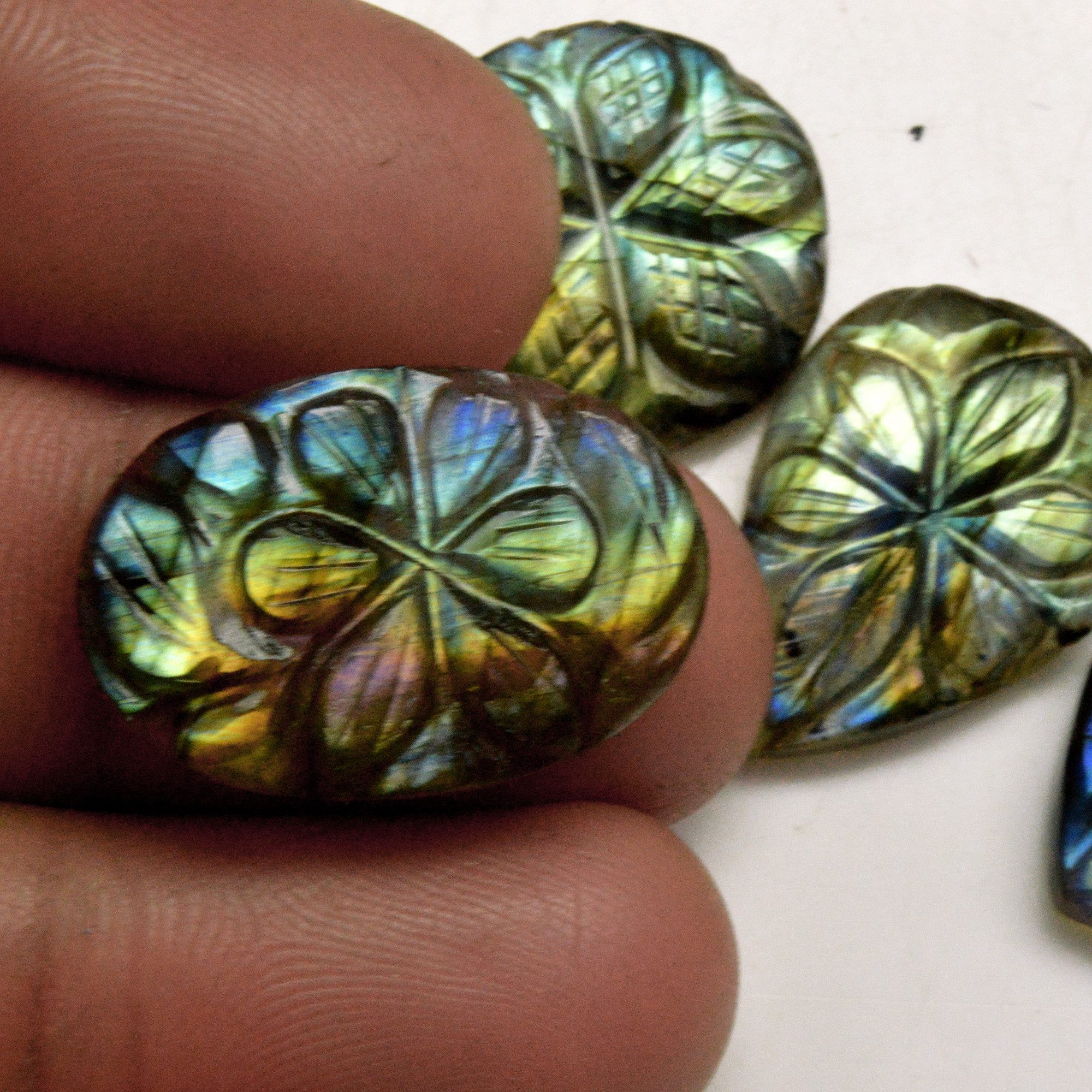 6 Pcs 84 Cts Natural Labradorite Carved Cabochon Blue Flashy Labradorite Carving Gemstone Mix Shape Loose Gemstone Flat Back Labradorite 22x14 20x20mm 13649