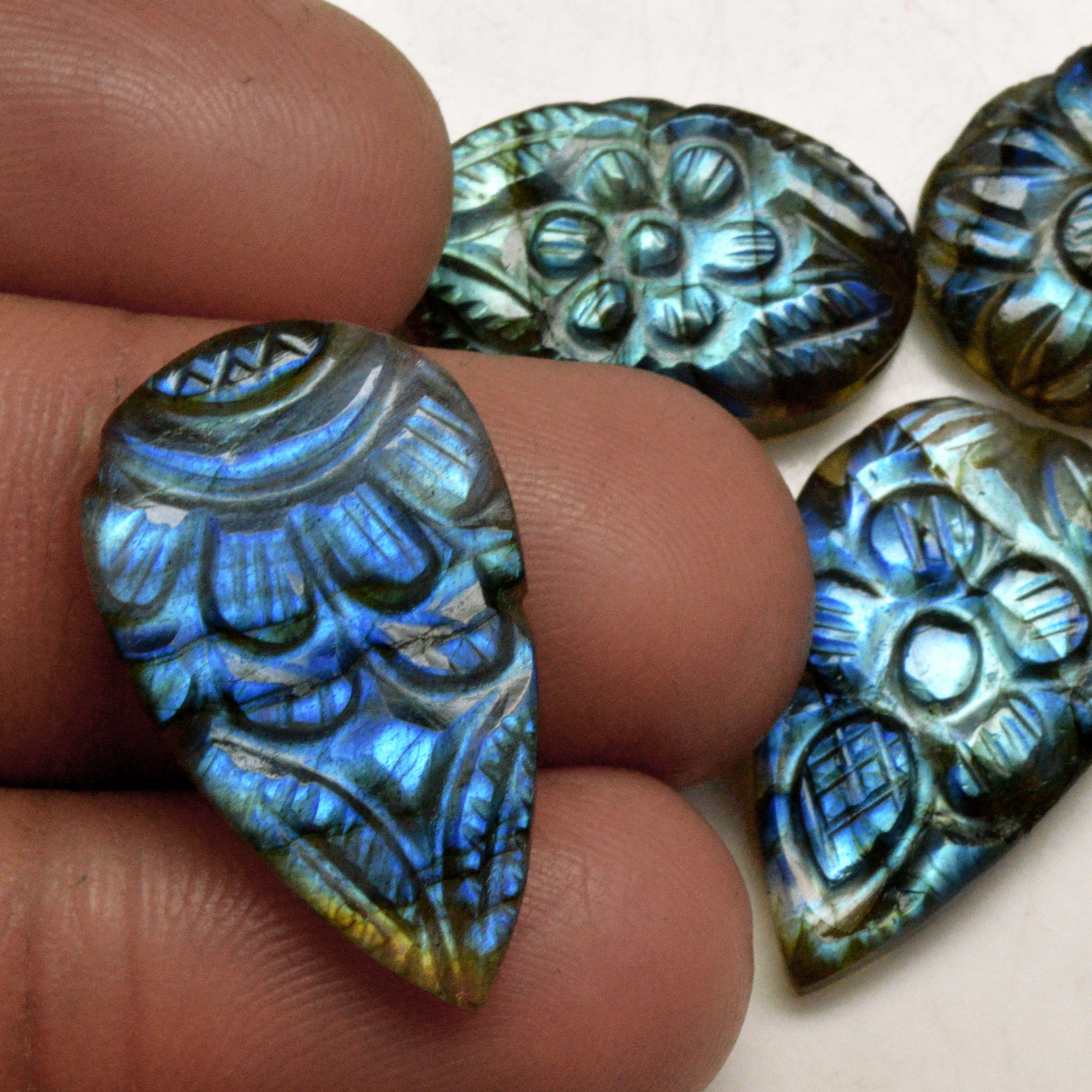 5 Pcs 75 Cts Natural Labradorite Carved Cabochon Blue Flashy Labradorite Carving Gemstone Mix Shape Loose Gemstone Flat Back Labradorite 24x14 20x12mm 13660