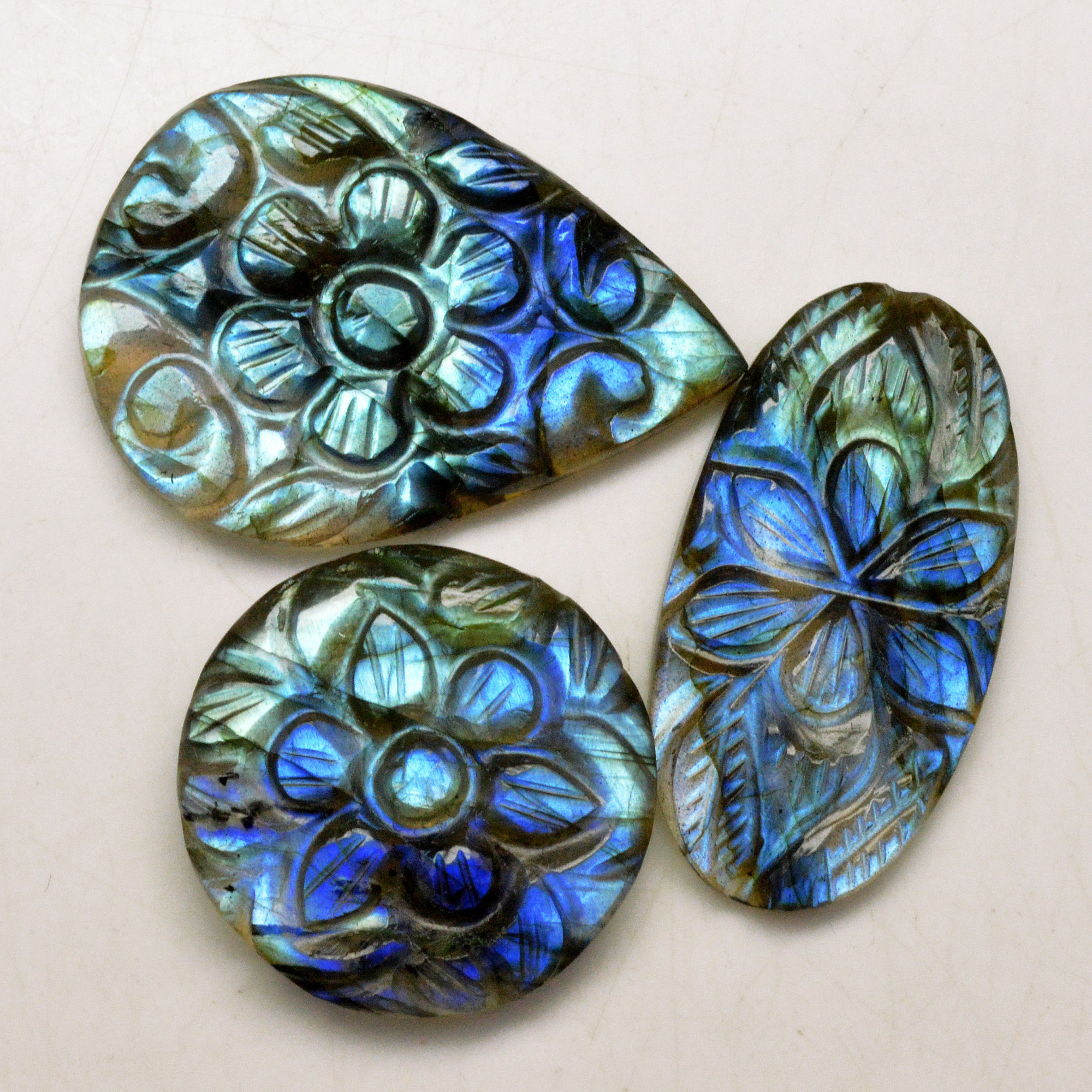 3 Pcs 89 Cts Natural Labradorite Carved Cabochon Blue Flashy Labradorite Carving Gemstone Mix Shape Loose Gemstone Flat Back Labradorite 35x25 23x23mm 13669